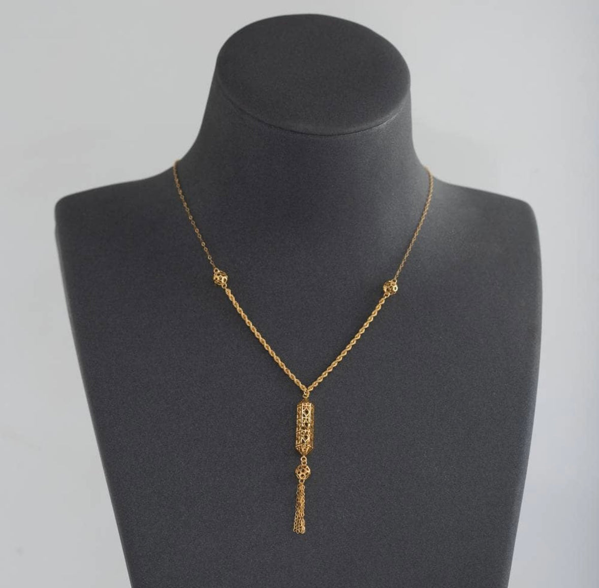 Best Seller Trendy Necklace 21k