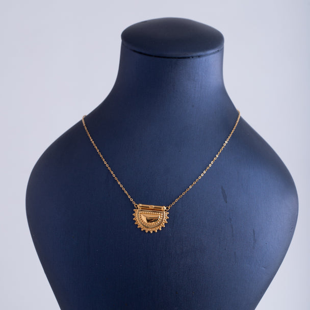 Brashi Necklace 21K