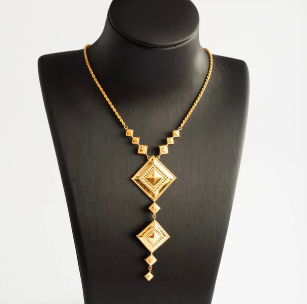 Long Pendant Necklace 21k