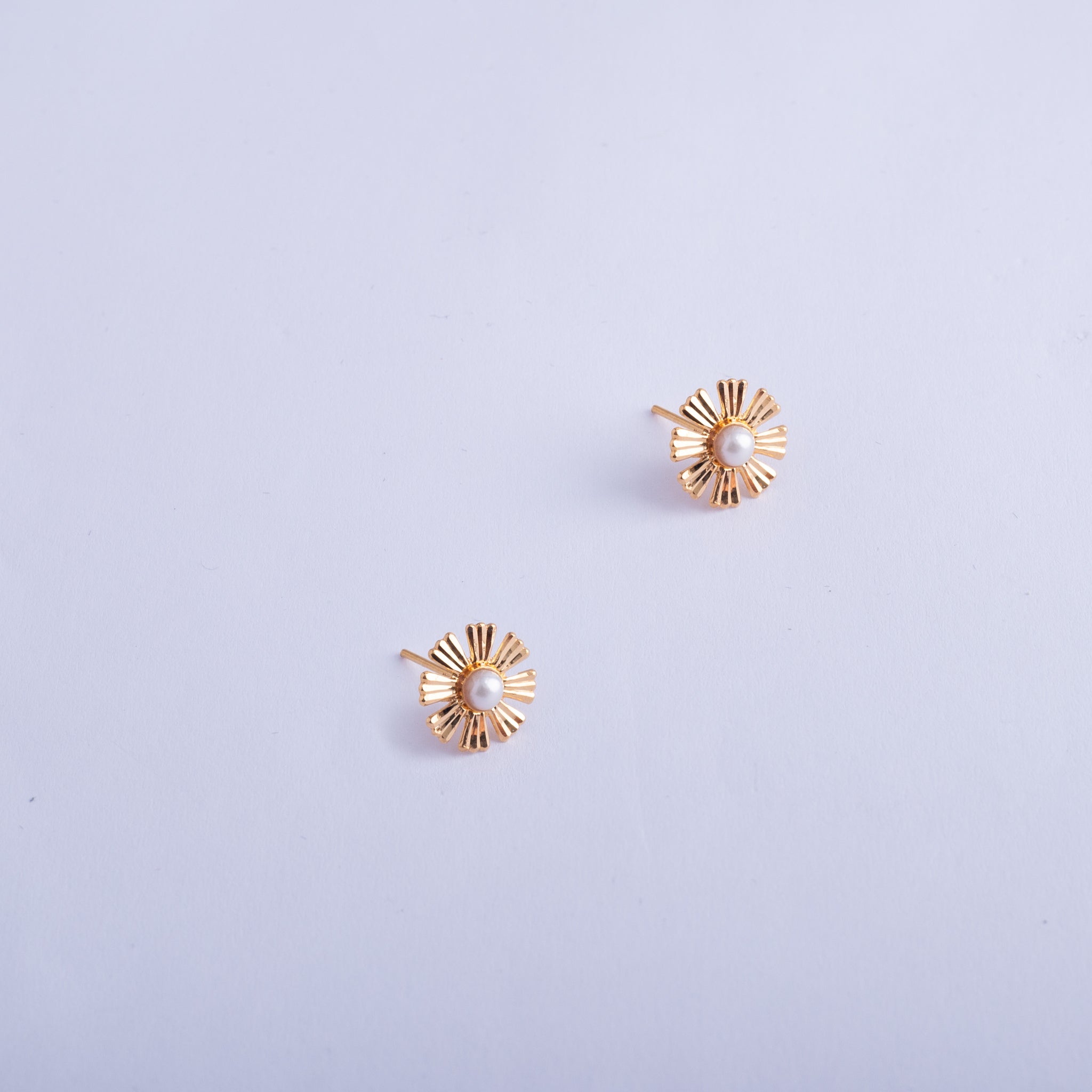 Pearl Chamois Earring 21K Gold