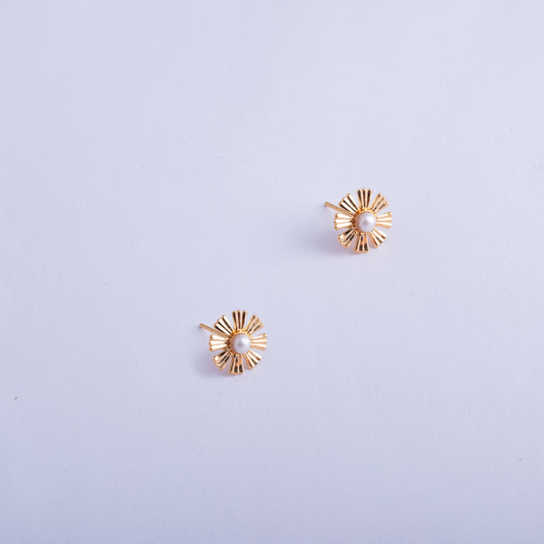 Pearl Chamois Earring 21K Gold