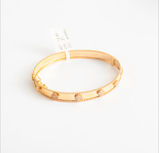 Van Cleef Bangle 21K Gold