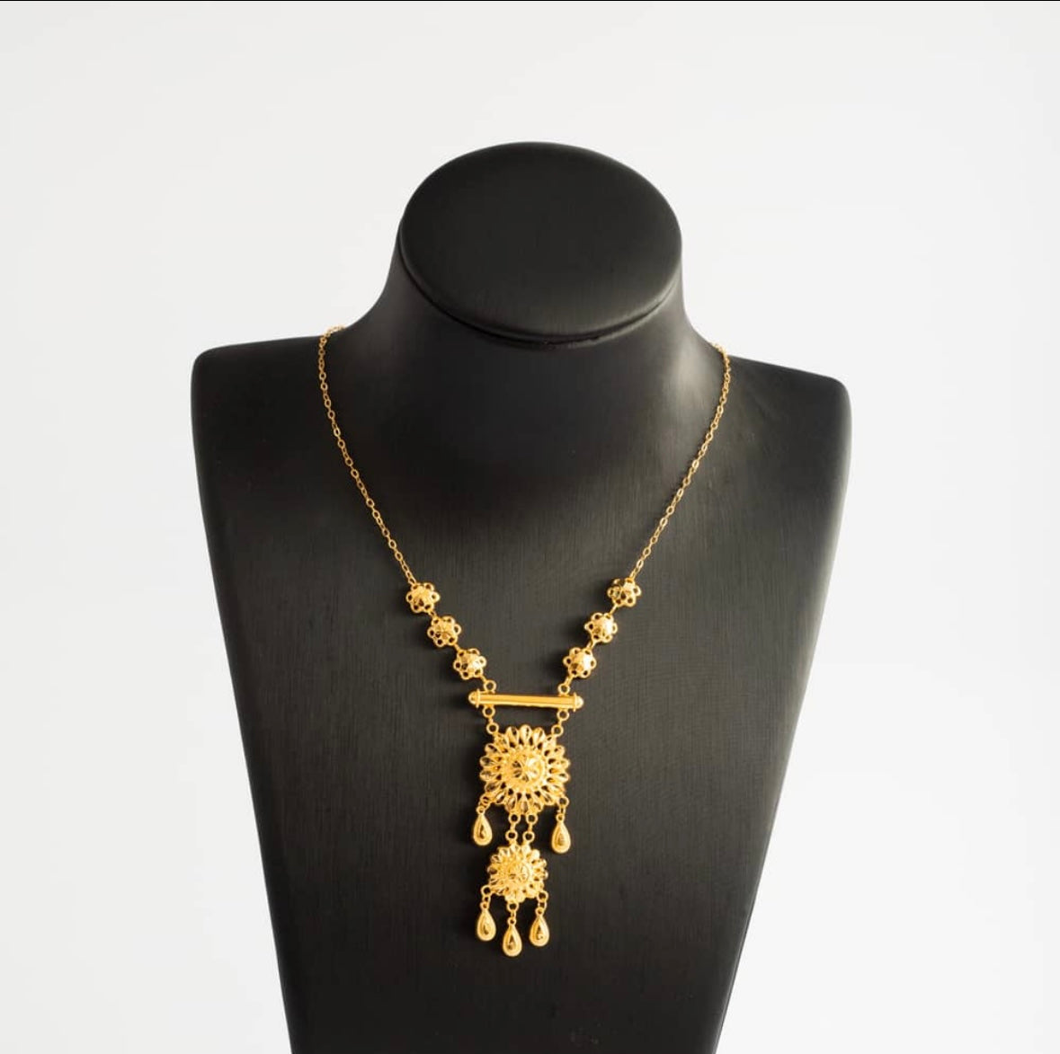 chain choker necklace 21k